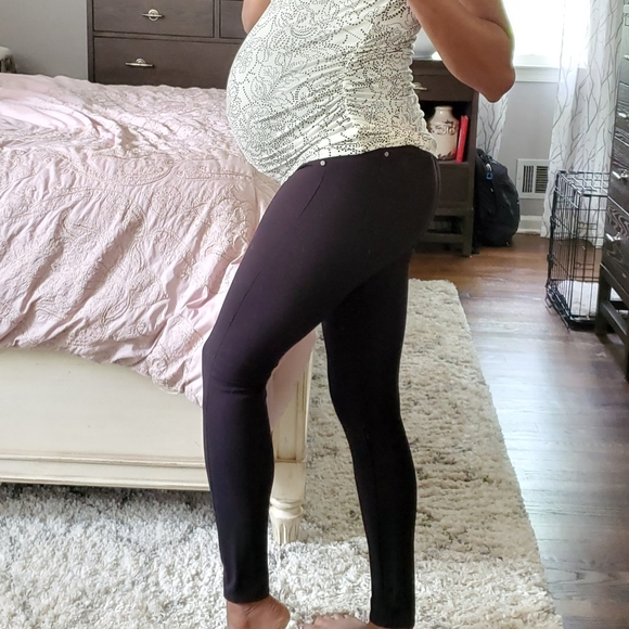 A Pea in the Pod Pants - Maternity Ponte pants